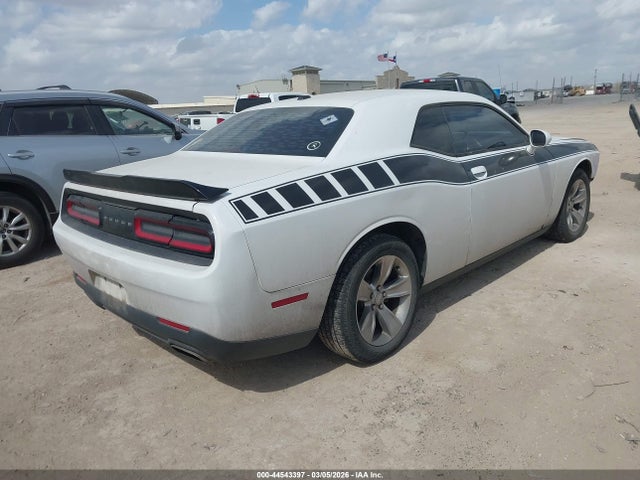 Aukcja sprzedaży 2015 Dodge Challenger Sxt, vin: 2C3CDZAG4FH757915, numer aukcji: 44543397