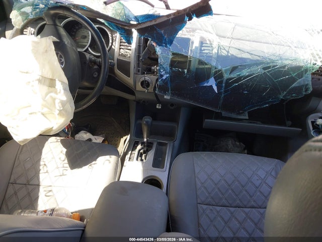 2006 TOYOTA TACOMA 5TEKU72NX6Z275544 Photo 4
