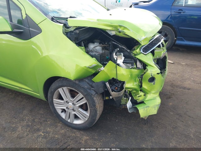 Chevrolet Spark 1lt Auto 2014 KL8CD6S93EC581797 Image 14