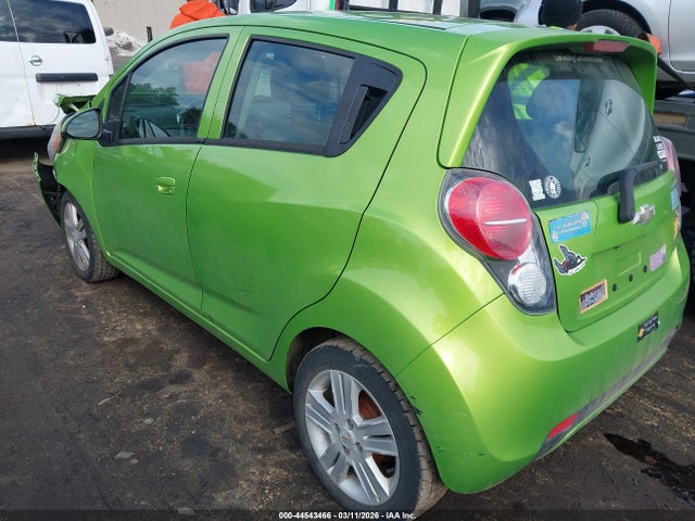Chevrolet Spark 1lt Auto 2014 KL8CD6S93EC581797 Image 3