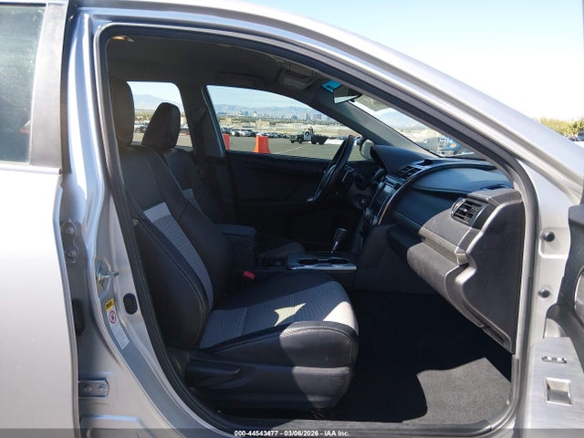 4T1BF1FK1EU345412 Toyota CAMRY SE