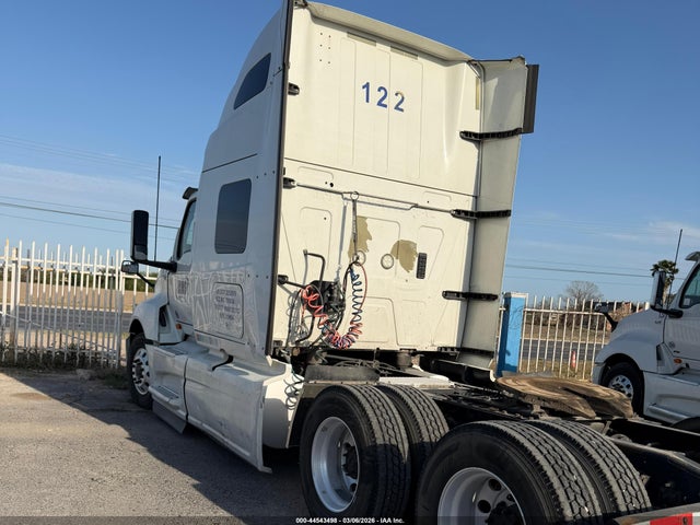 3HSDZAPR9JN422026 International Lt