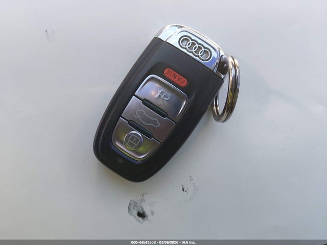 2011 AUDI A4 WAUAFAFL5BN012285 Photo 10