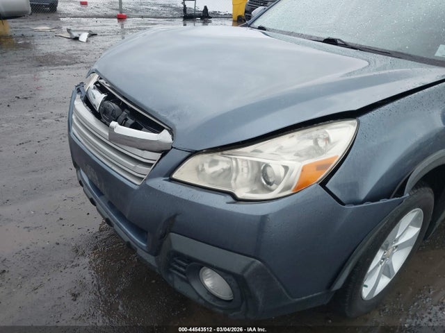 Subaru Outback 2.5i Premium 2014 4S4BRBCCXE3295674 Image 18