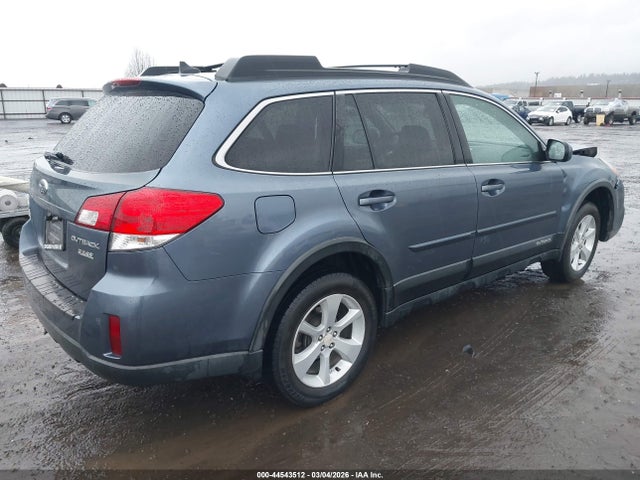 Subaru Outback 2.5i Premium 2014 4S4BRBCCXE3295674 Image 4