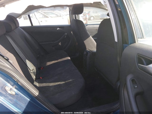 Продажа на аукционе авто 2016 Volkswagen Jetta 1.4t S, vin: 3VW267AJ2GM396928, номер лота: 44543519