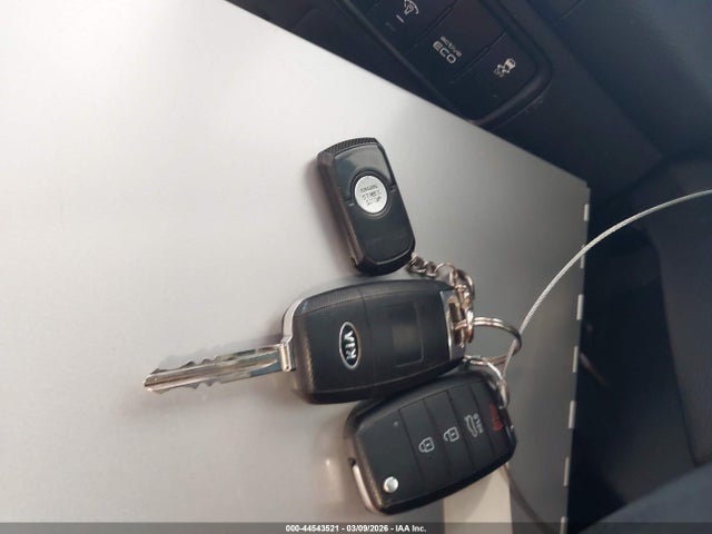 Продажа на аукционе авто 2015 Kia Forte Lx, vin: KNAFX4A62F5290217, номер лота: 44543521