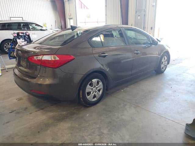 Продажа на аукционе авто 2015 Kia Forte Lx, vin: KNAFX4A62F5290217, номер лота: 44543521