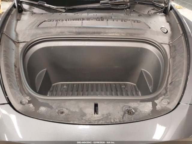 2023 TESLA MODEL Y 7SAYGDEE2PF692741 Photo 9