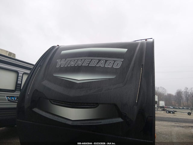 54CTV1Y29M6060968 Winnebago Voyage 3033bh