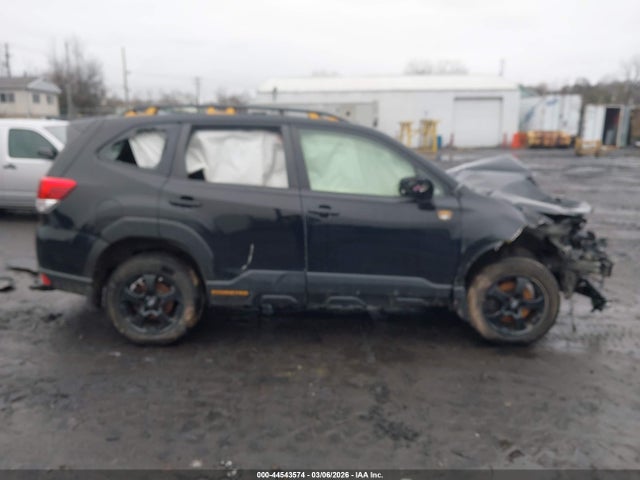 Продаж на аукціоні авто 2022 Subaru Forester Wilderness, vin: JF2SKAMC3NH468845, номер лоту: 44543574