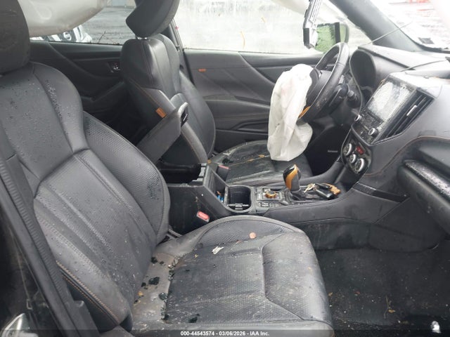 2022 SUBARU FORESTER JF2SKAMC3NH468845 Photo 4