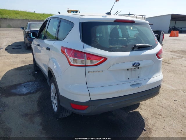 2015 FORD ESCAPE 1FMCU0F71FUA63143 Photo 2