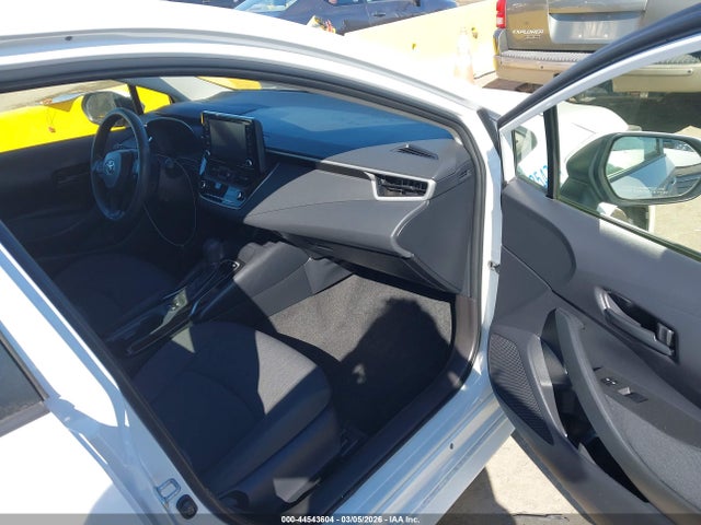 Toyota Corolla Hybrid Le 2022 JTDEAMDE2N3011586 Image 5