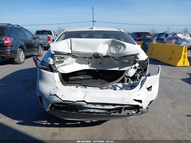Toyota Corolla Hybrid Le 2022 JTDEAMDE2N3011586 Image 6