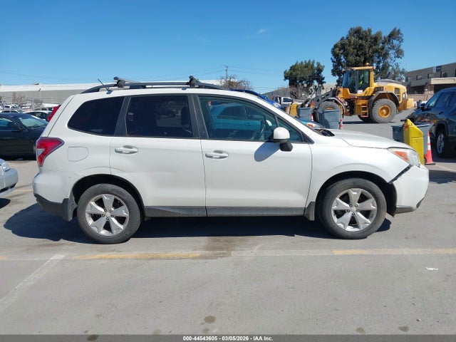 Subaru Forester 2.5i Premium 2014 JF2SJAEC4EH443003 Image 13