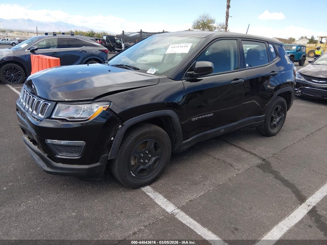 44543616 :رقم المزاد ، 3C4NJCAB2MT572152 vin ، 2021 Jeep Compass Sport Fwd مزاد بيع