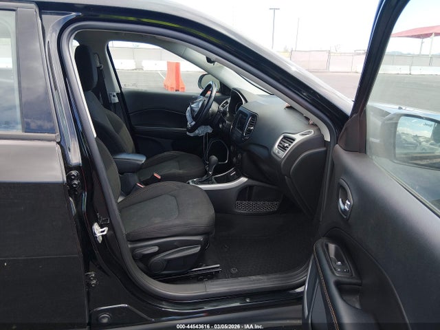 44543616 :رقم المزاد ، 3C4NJCAB2MT572152 vin ، 2021 Jeep Compass Sport Fwd مزاد بيع