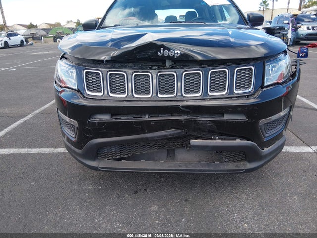44543616 :رقم المزاد ، 3C4NJCAB2MT572152 vin ، 2021 Jeep Compass Sport Fwd مزاد بيع