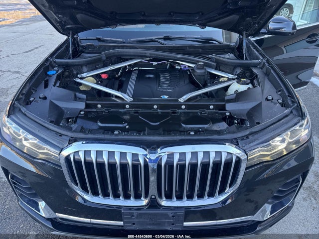 2021 BMW X7 5UXCW2C06M9E81989 Photo 9