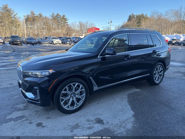 2021 BMW X7 5UXCW2C06M9E81989 Photo 1