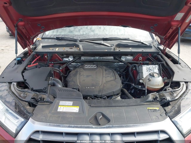 44543703 :رقم المزاد ، WA1BNAFY8J2142030 vin ، 2018 Audi Q5 2.0t Premium/2.0t Tech Premium مزاد بيع
