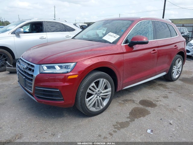 44543703 :رقم المزاد ، WA1BNAFY8J2142030 vin ، 2018 Audi Q5 2.0t Premium/2.0t Tech Premium مزاد بيع