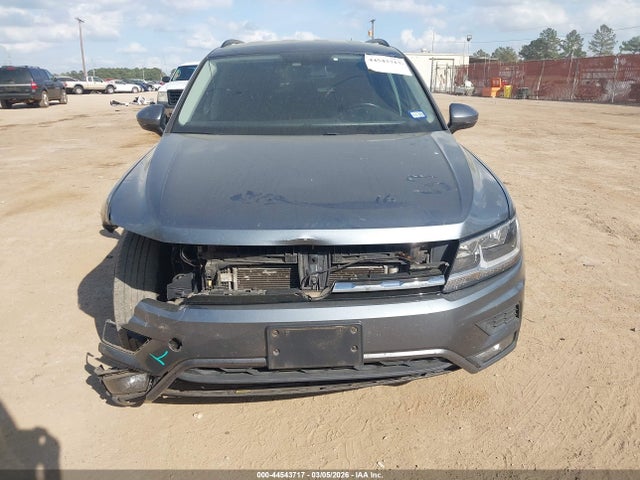 Продажа на аукционе авто 2018 Volkswagen Tiguan 2.0t Se/2.0t Sel, vin: 3VV3B7AX9JM019108, номер лота: 44543717