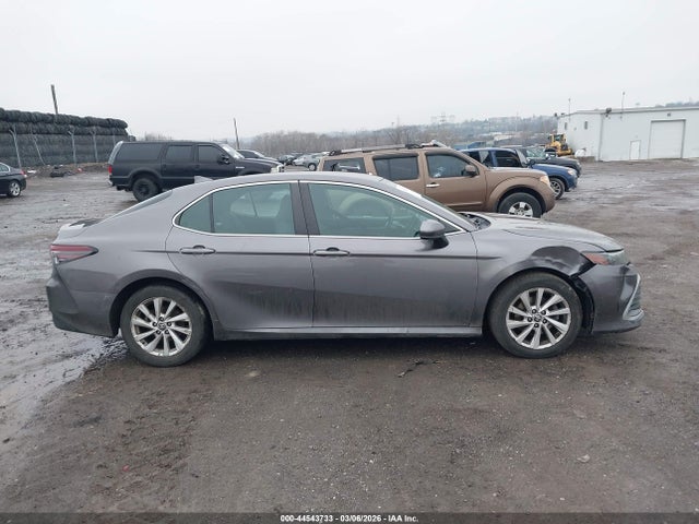 Toyota CAMRY LE 2022 4T1C11AK6NU626700 Image 13