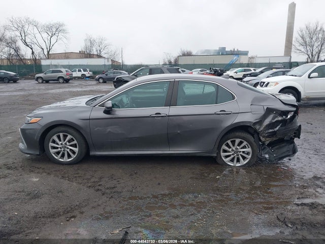 Toyota CAMRY LE 2022 4T1C11AK6NU626700 Image 14