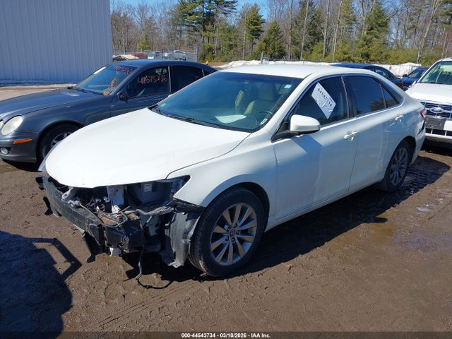 Toyota CAMRY XLE 2015 4T4BF1FK8FR487859 Image 2