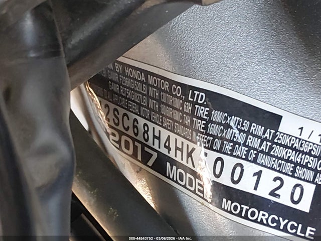 JH2SC68H4HK500120 Honda GL1800