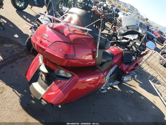 JH2SC68H4HK500120 Honda GL1800