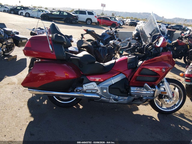 JH2SC68H4HK500120 Honda GL1800
