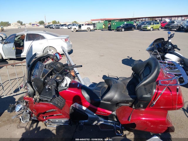 JH2SC68H4HK500120 Honda GL1800