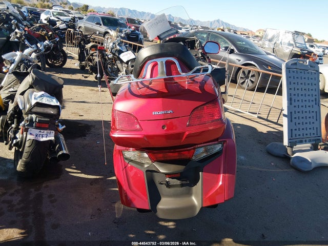 JH2SC68H4HK500120 Honda GL1800
