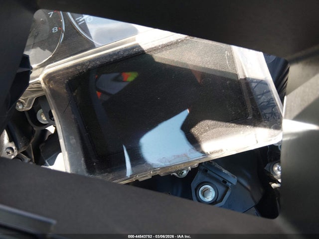 JH2SC68H4HK500120 Honda GL1800