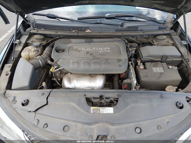 2015 Chrysler 200 Limited მანქანა იყიდება აუქციონზე, vin: 1C3CCCAB3FN666792, აუქციონის ნომერი: 44543793