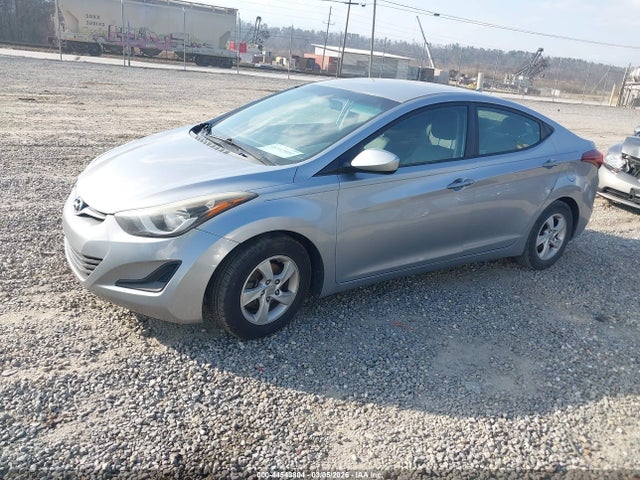 Hyundai ELANTRA SE 2015 5NPDH4AE1FH581502 Image 2