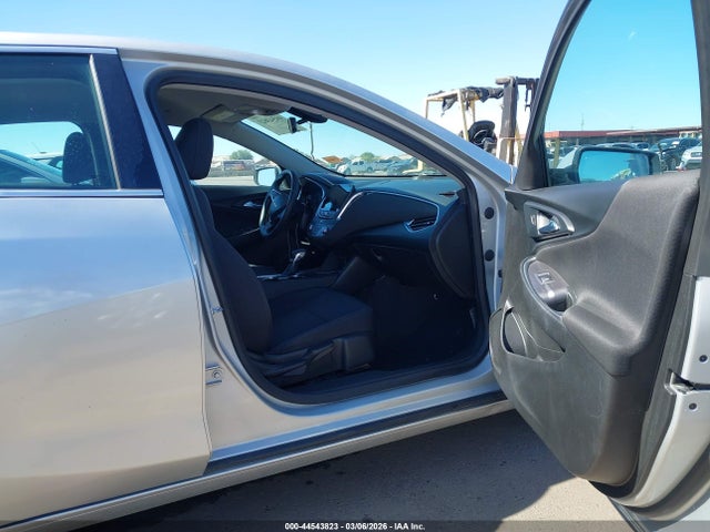 1G1ZD5ST5MF072386 Chevrolet Malibu Fwd Lt