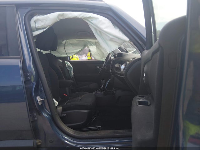 2020 JEEP RENEGADE ZACNJABB5LPL72386 Photo 4