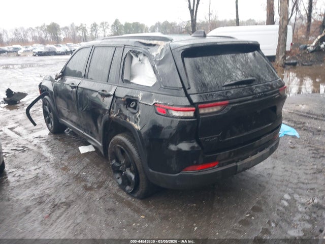 2023 JEEP GRAND CHEROKEE 1C4RJHBG6P8880744 Photo 2