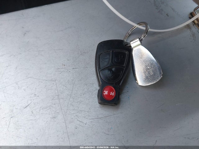 44543843 :رقم المزاد ، WDBRF40J64A555832 vin ، 2004 Mercedes-benz C 230 Kompressor Sport/sport مزاد بيع