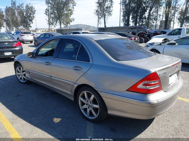 44543843 :رقم المزاد ، WDBRF40J64A555832 vin ، 2004 Mercedes-benz C 230 Kompressor Sport/sport مزاد بيع