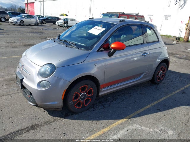 2015 FIAT 500E 3C3CFFGE7FT695450 Photo 1