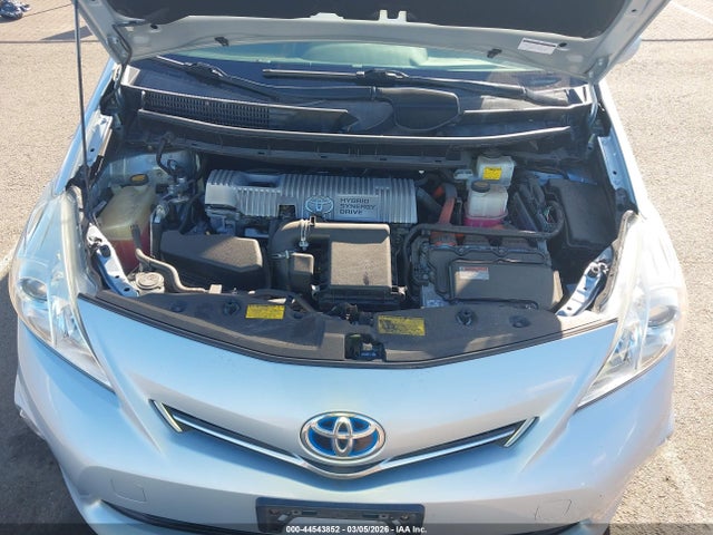 Toyota Prius V Three 2014 JTDZN3EU1E3341130 Image 10