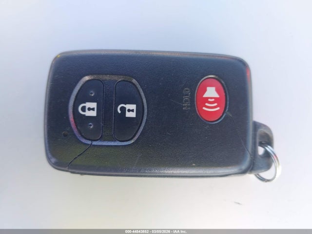 Toyota Prius V Three 2014 JTDZN3EU1E3341130 Image 11
