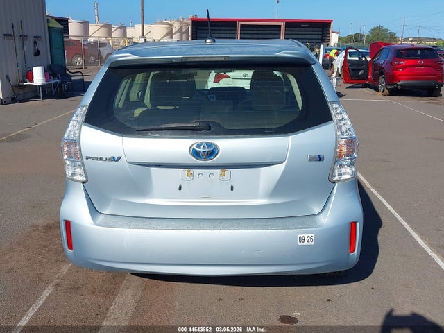 Toyota Prius V Three 2014 JTDZN3EU1E3341130 Image 16
