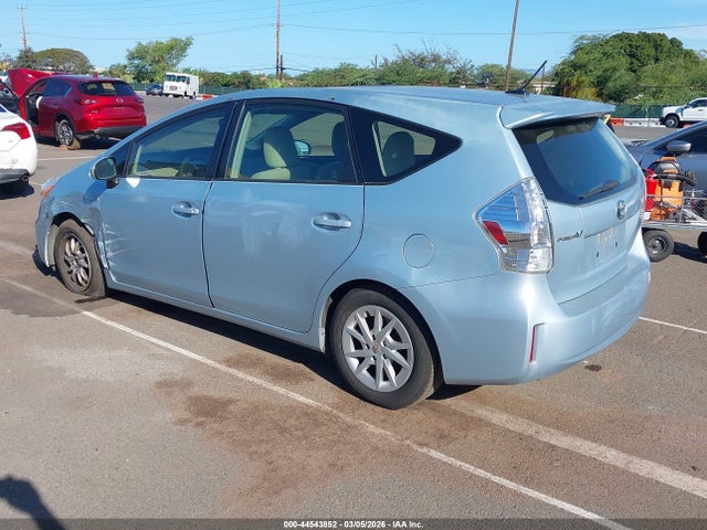 Toyota Prius V Three 2014 JTDZN3EU1E3341130 Image 3