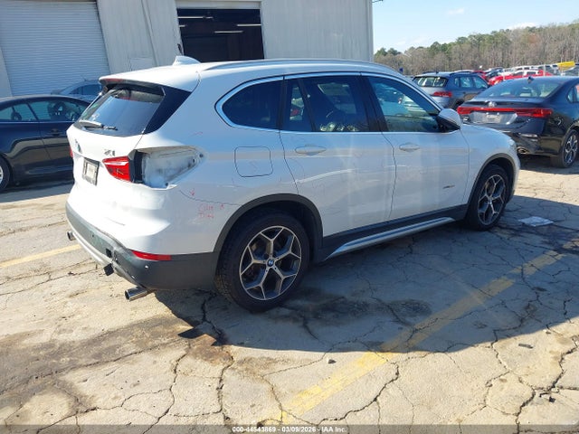 2018 BMW X1 WBXHU7C33J5H42361 Photo 3
